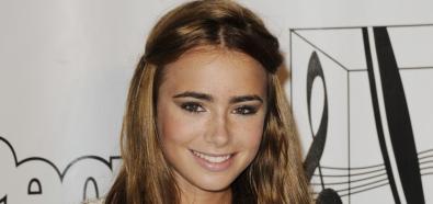 Lily Collins - Songwriters Hall Of Fame 2010